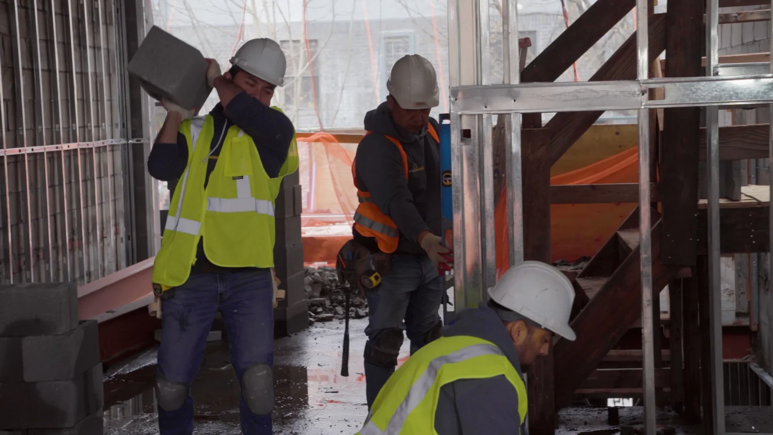 Construction-guys
